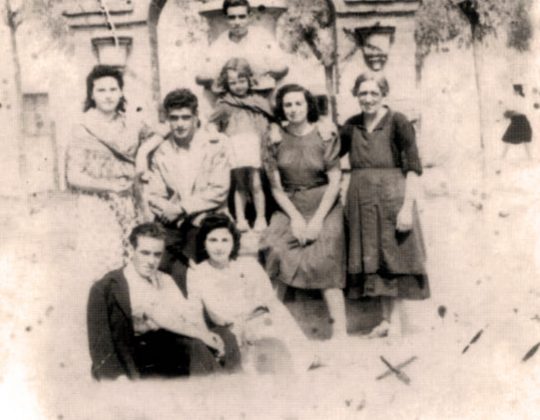 1953 - Fuente de la plaza de los caídos en Las Fraguas