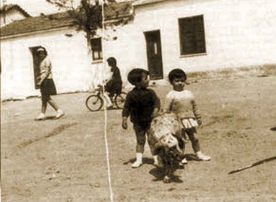 1959 - Dos niños en la Calle Mayor
