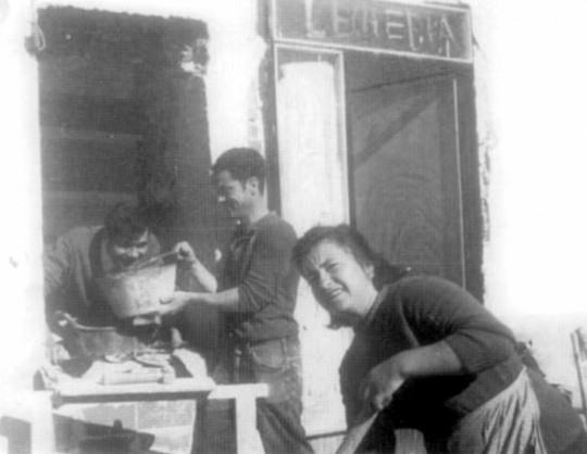 1965 - Remodelación de una lechería en la calle Santo Domingo