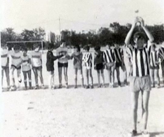 1972 - El equipo levantando una copa en Santo Domingo