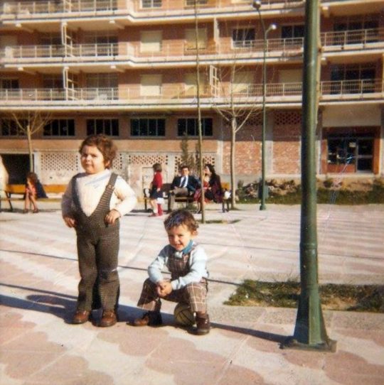1973 - Niños en la Plaza Príncipes de España