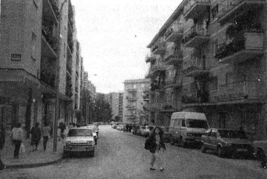 1975 - Calle Cisneros