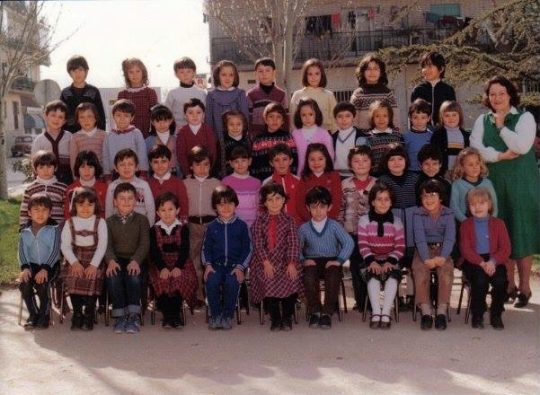 1975 - Escolares en la Plaza del Sol