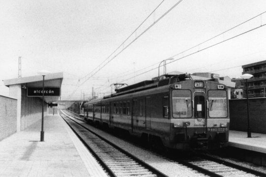 1976 - Inauguración de la línea C5 de la Renfe