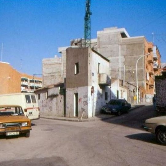 1980 - Calle Cisneros con Alfares