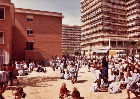 1975 - Colegio Amor de Dios