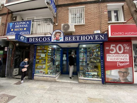 2021 - La tienda de discos Beethoven